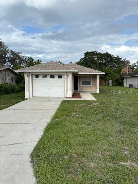 3/2 conveniently located near downtown Auburndale