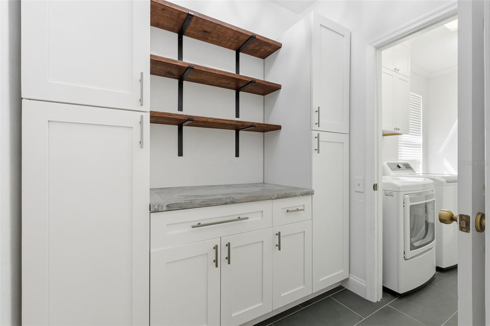 RIVER WATCH - Residential