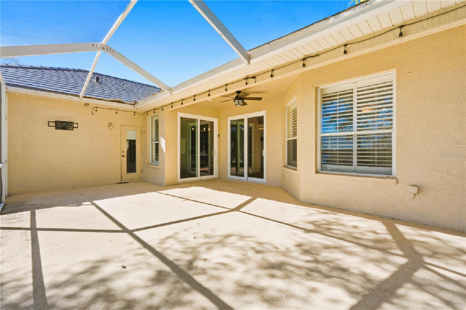 RIVER WATCH - Residential