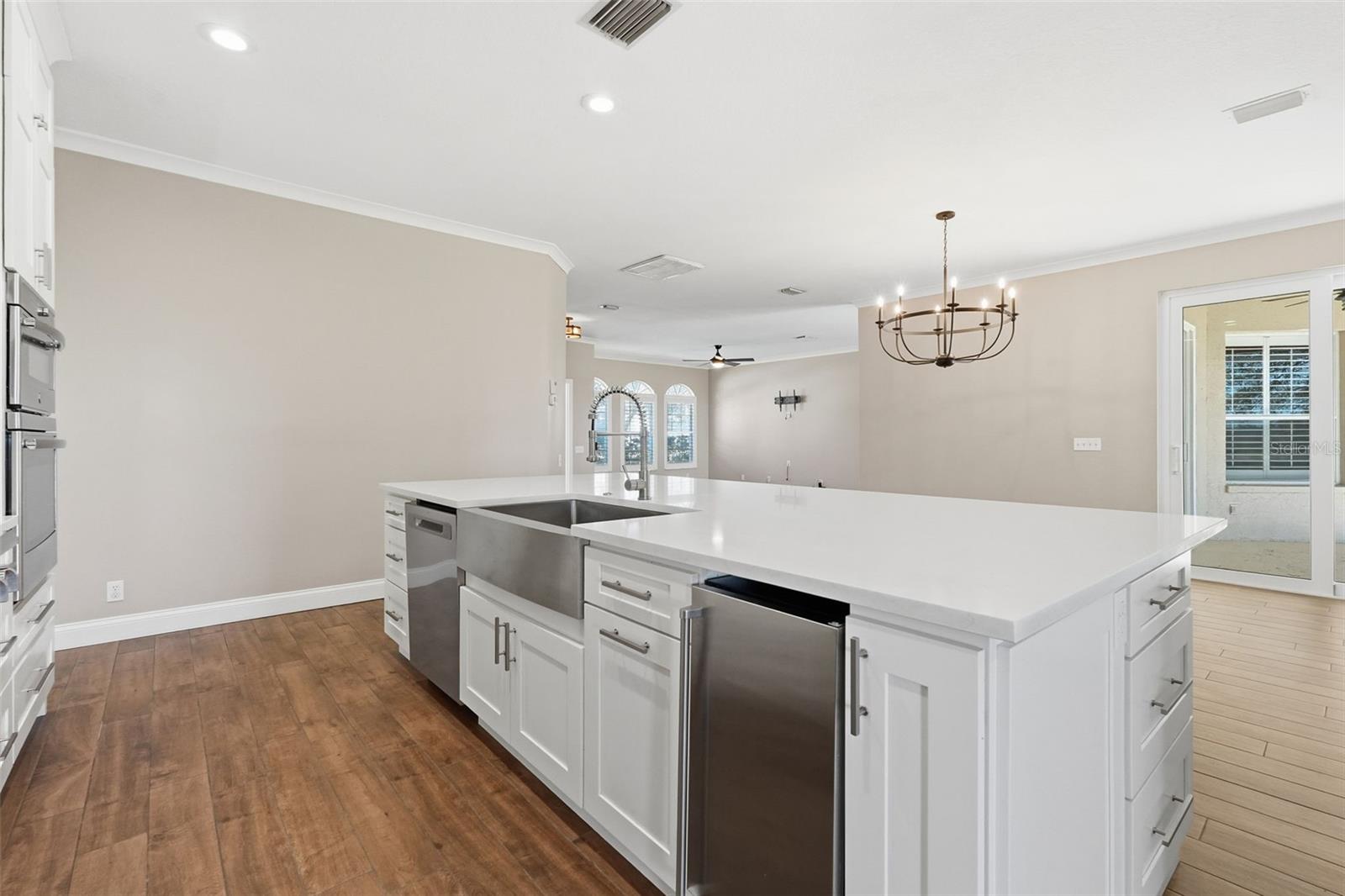 RIVER WATCH - Residential