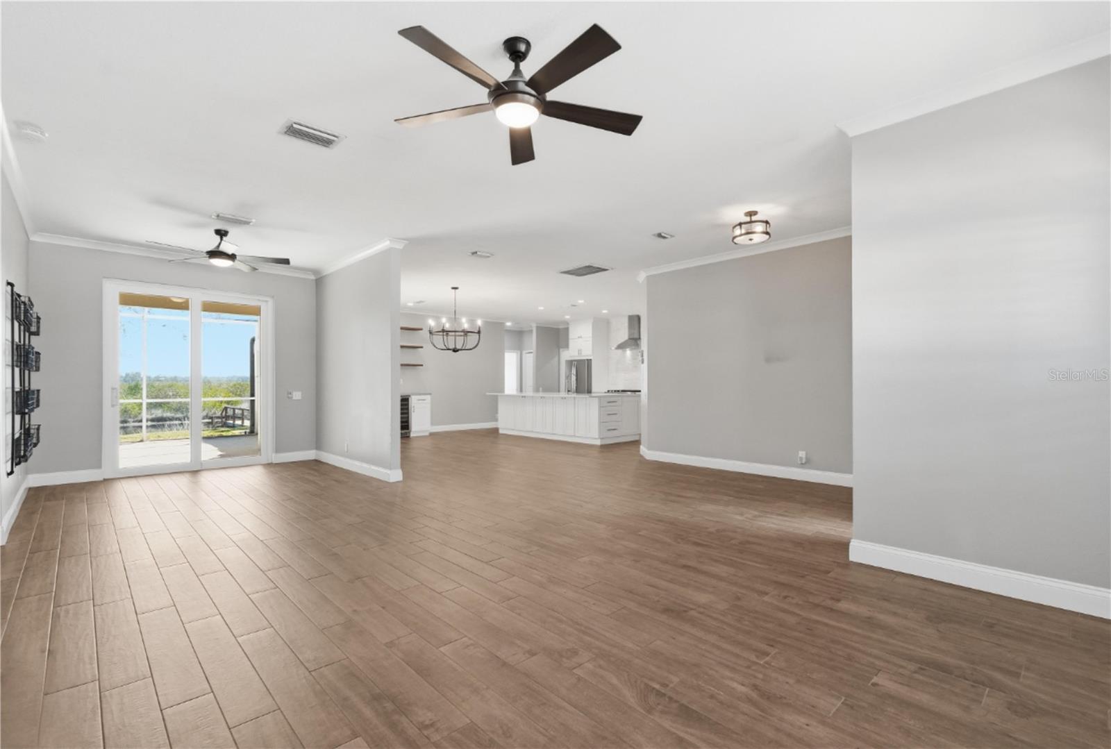 RIVER WATCH - Residential