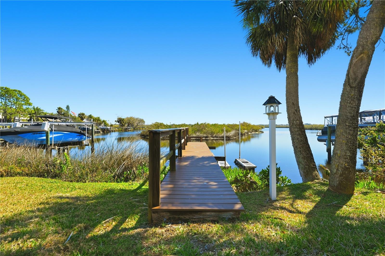 RIVER WATCH - Residential