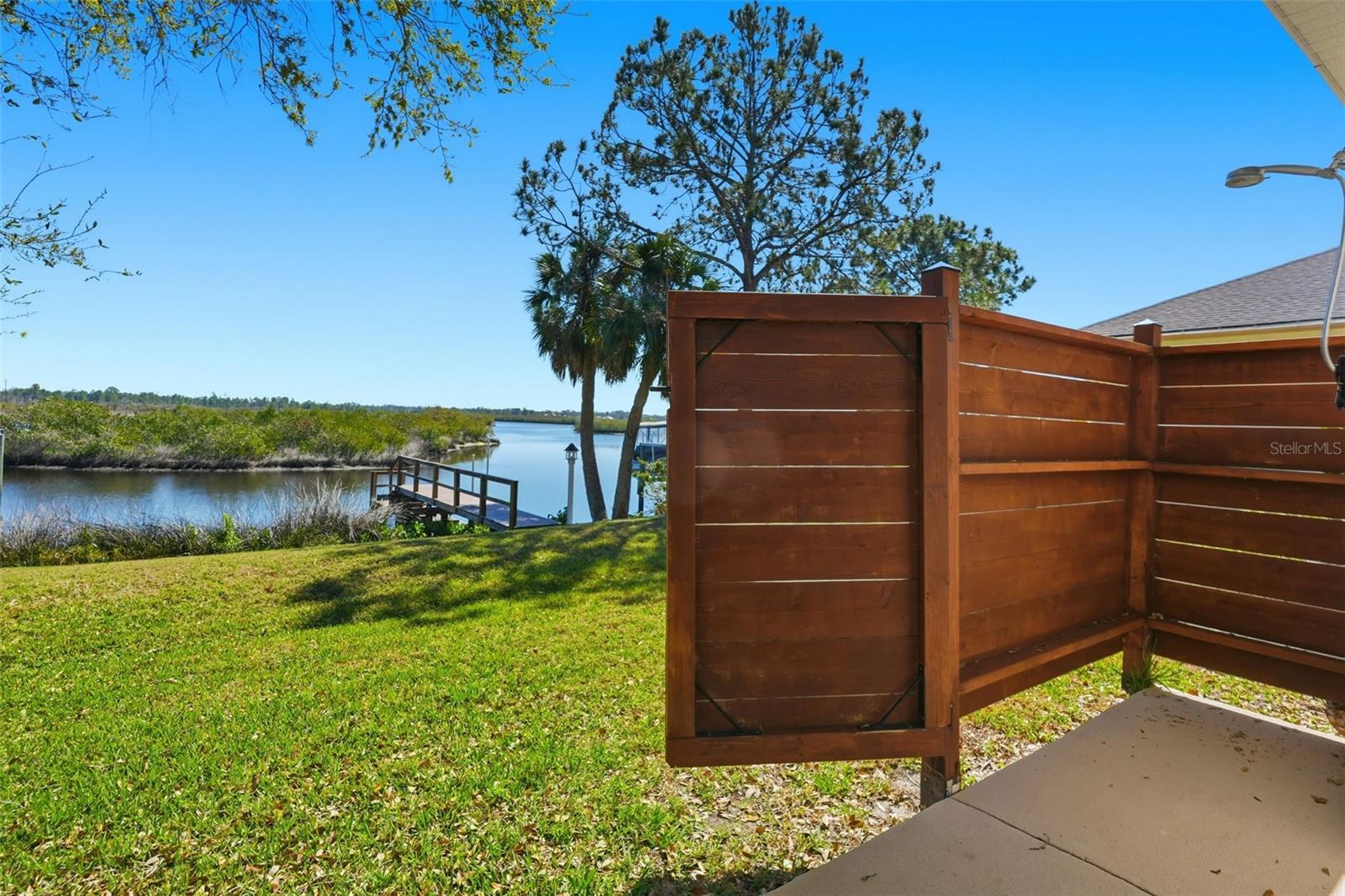 RIVER WATCH - Residential