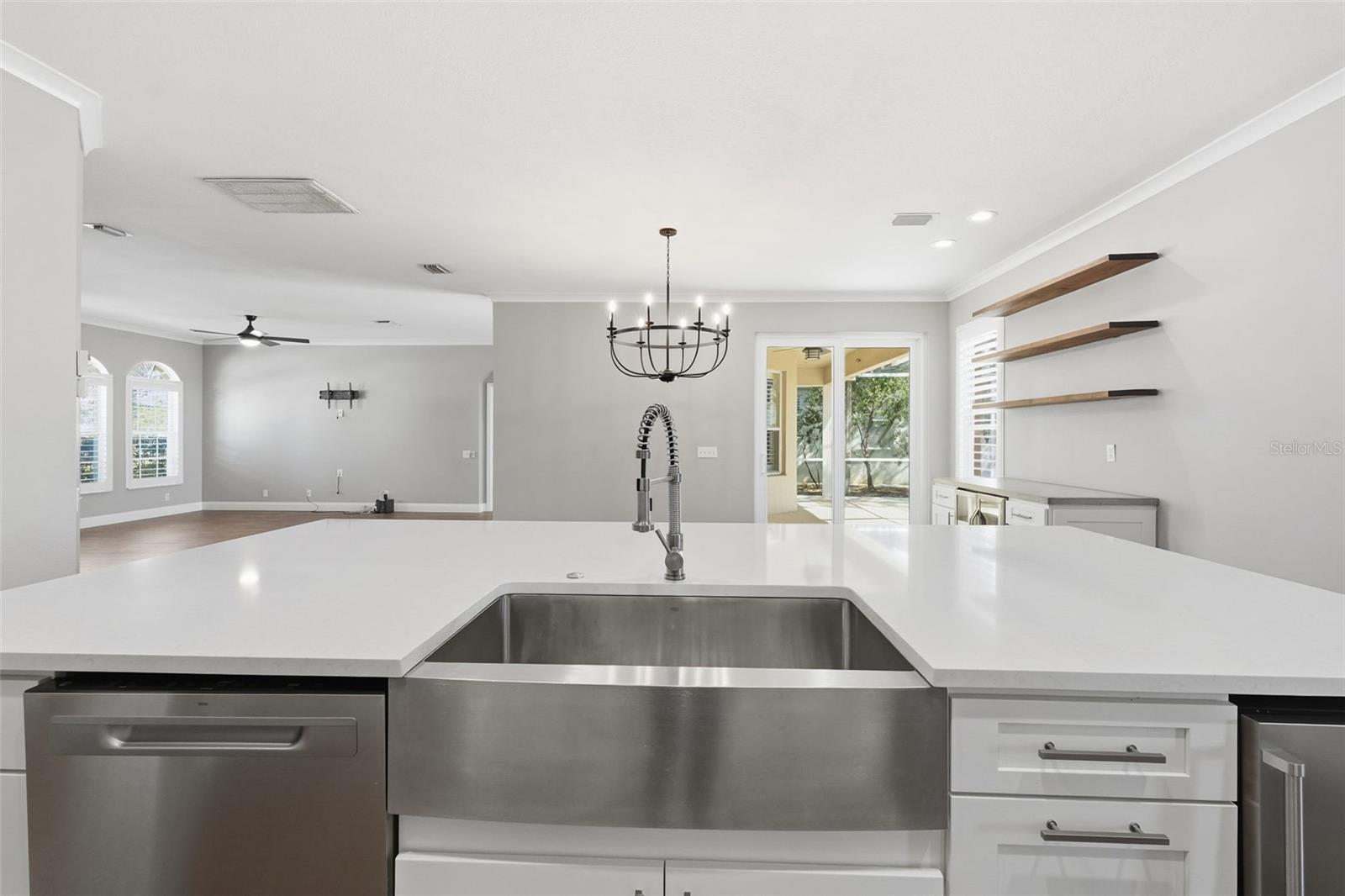 RIVER WATCH - Residential