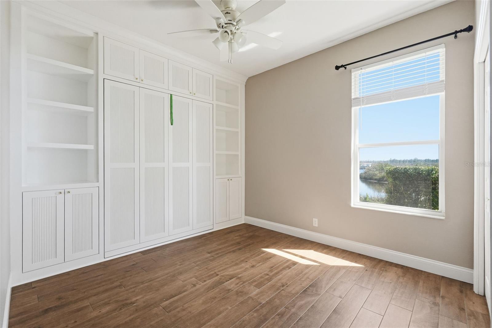 RIVER WATCH - Residential