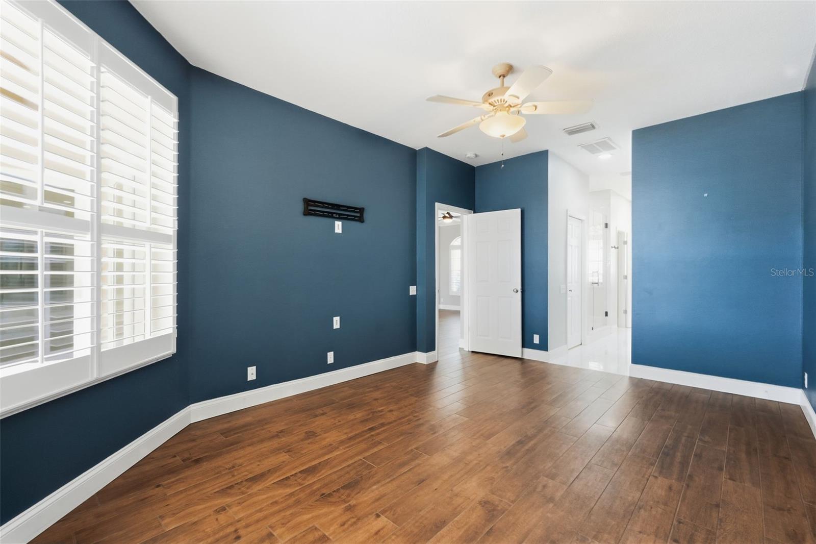 RIVER WATCH - Residential