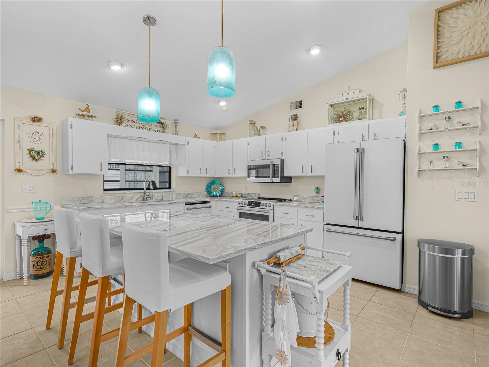 SYLVAN SHORES ESTATE SEC D - Residential