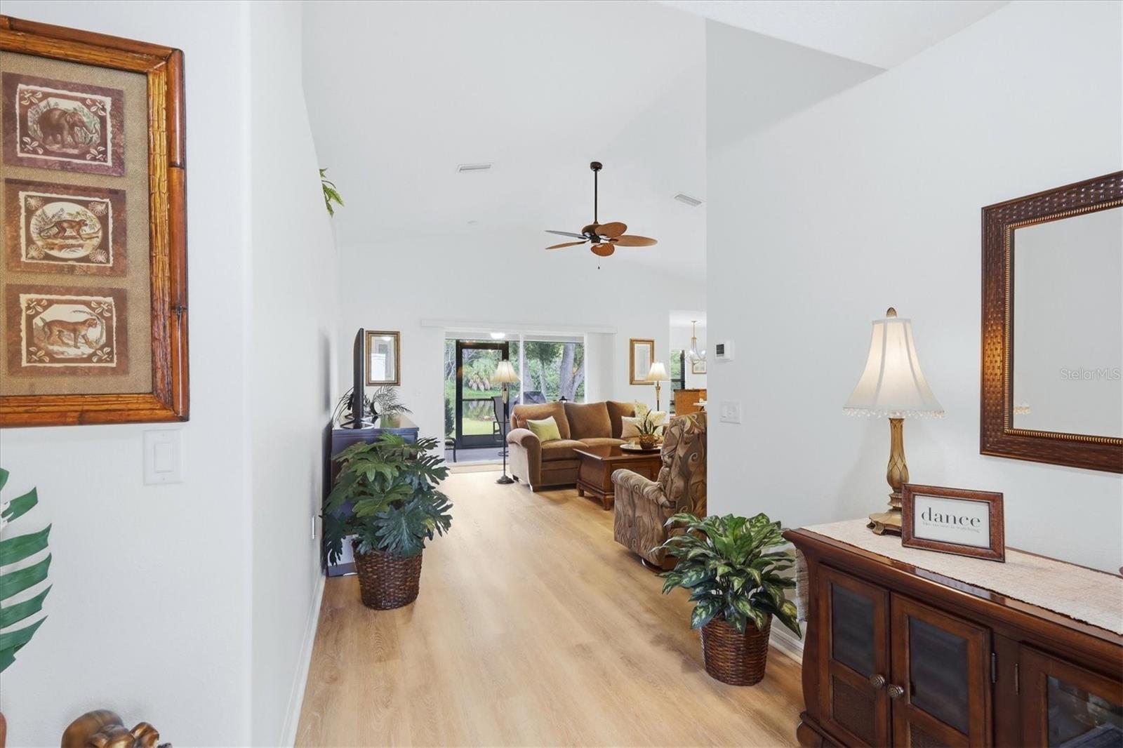 2714 FEIFFER CIRCLE, SARASOTA, FL, 34235 4 2714 FEIFFER CIRCLE