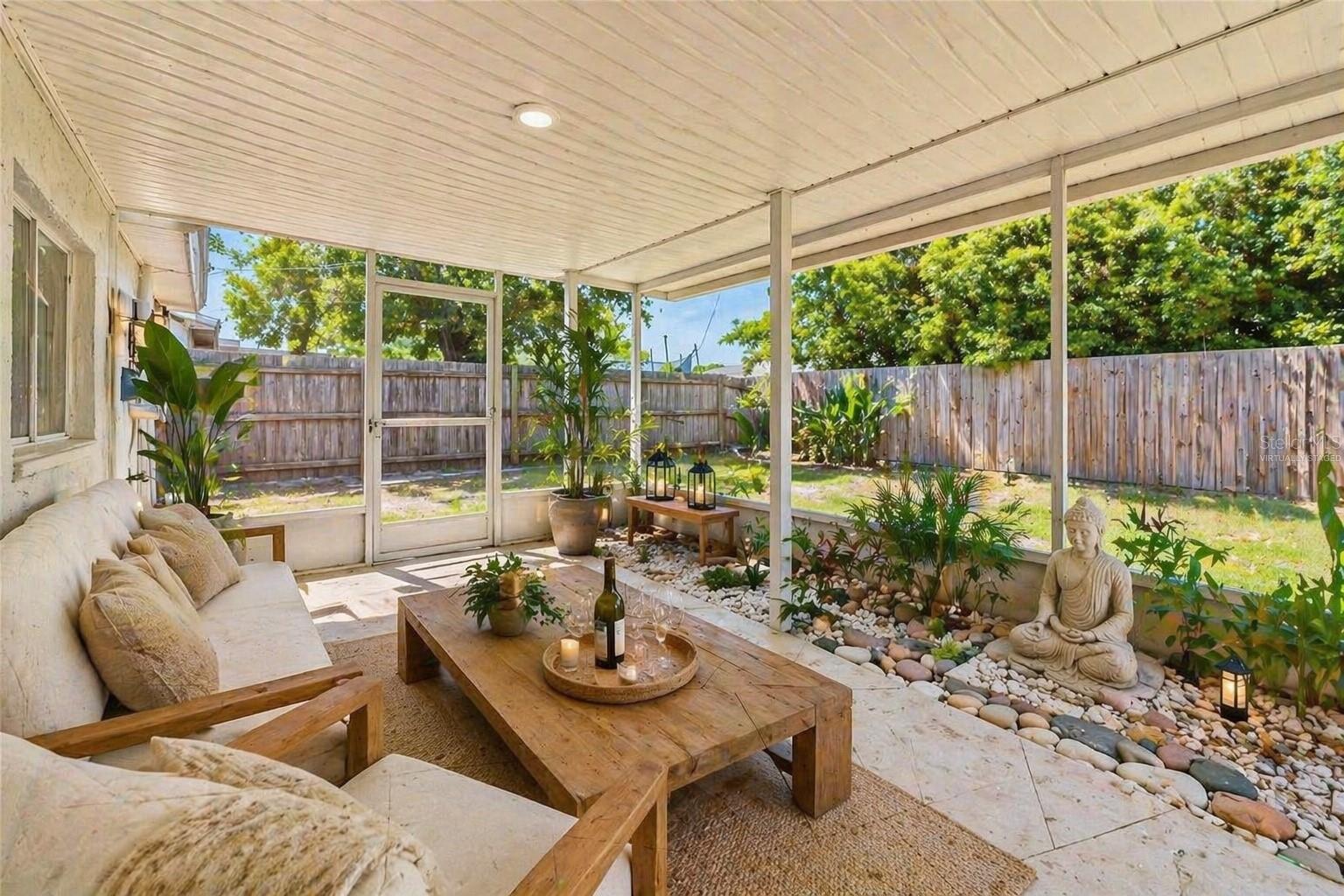 BEACON SQUARE - Residential