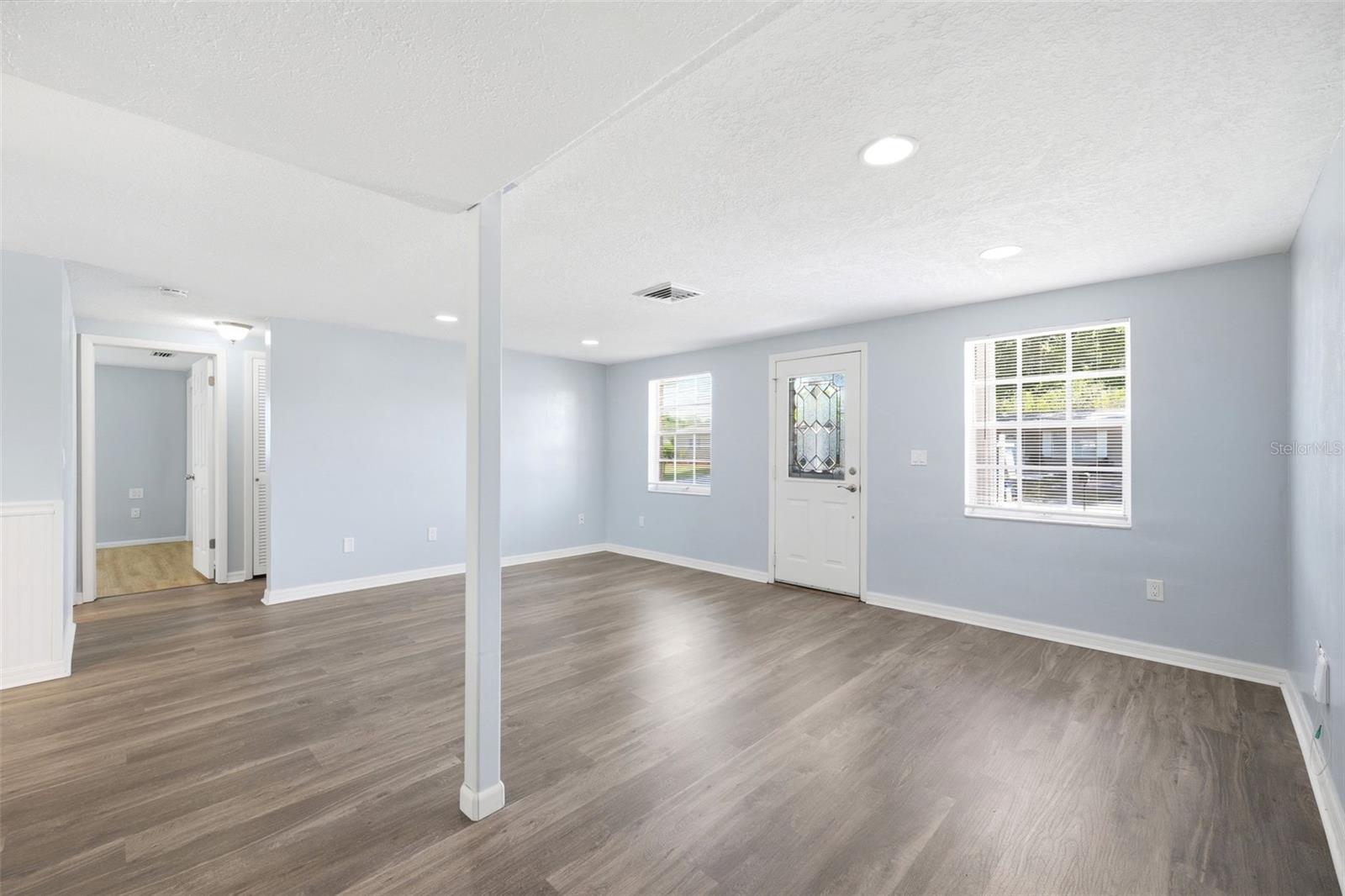 BEACON SQUARE - Residential