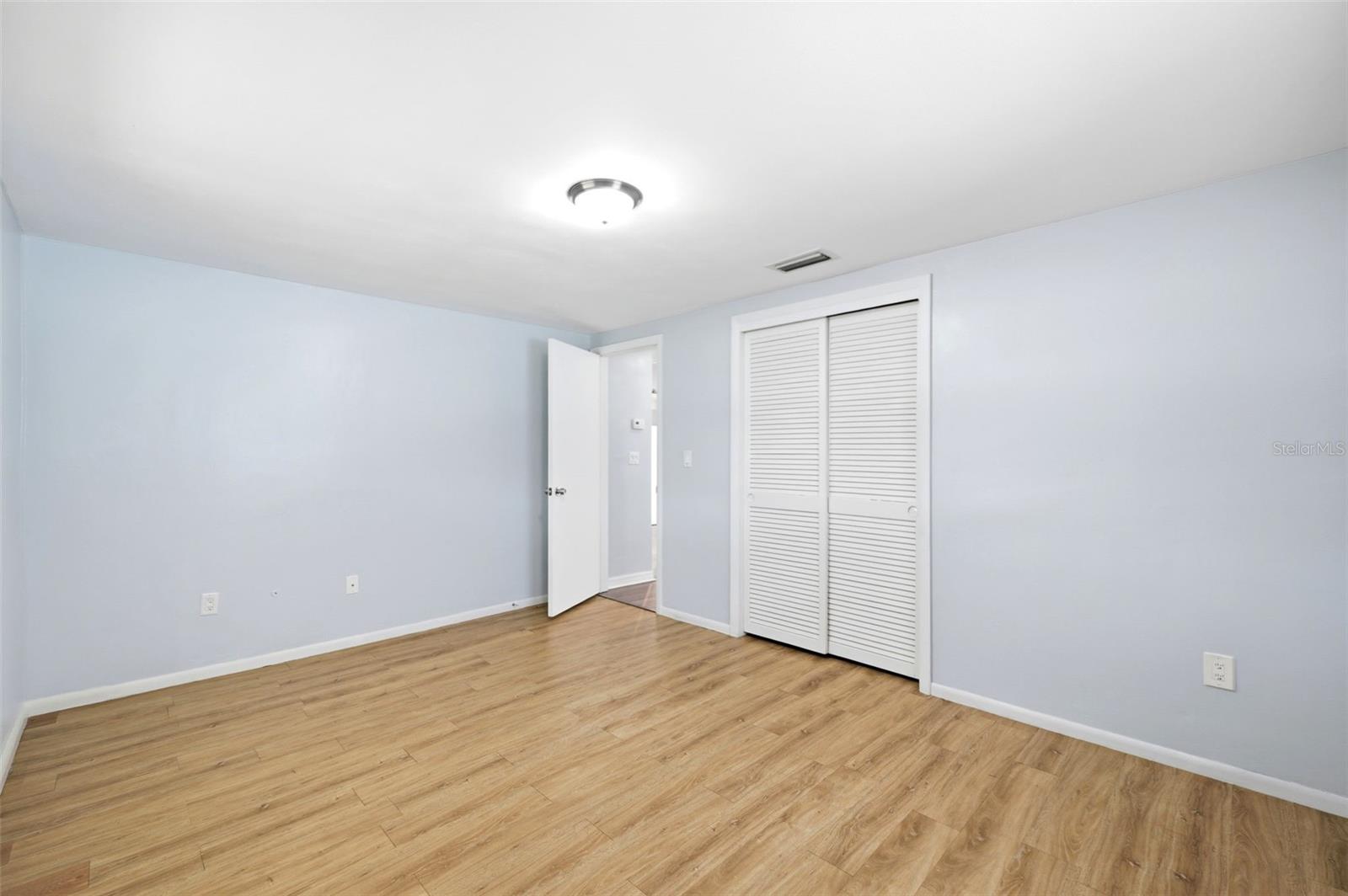 BEACON SQUARE - Residential