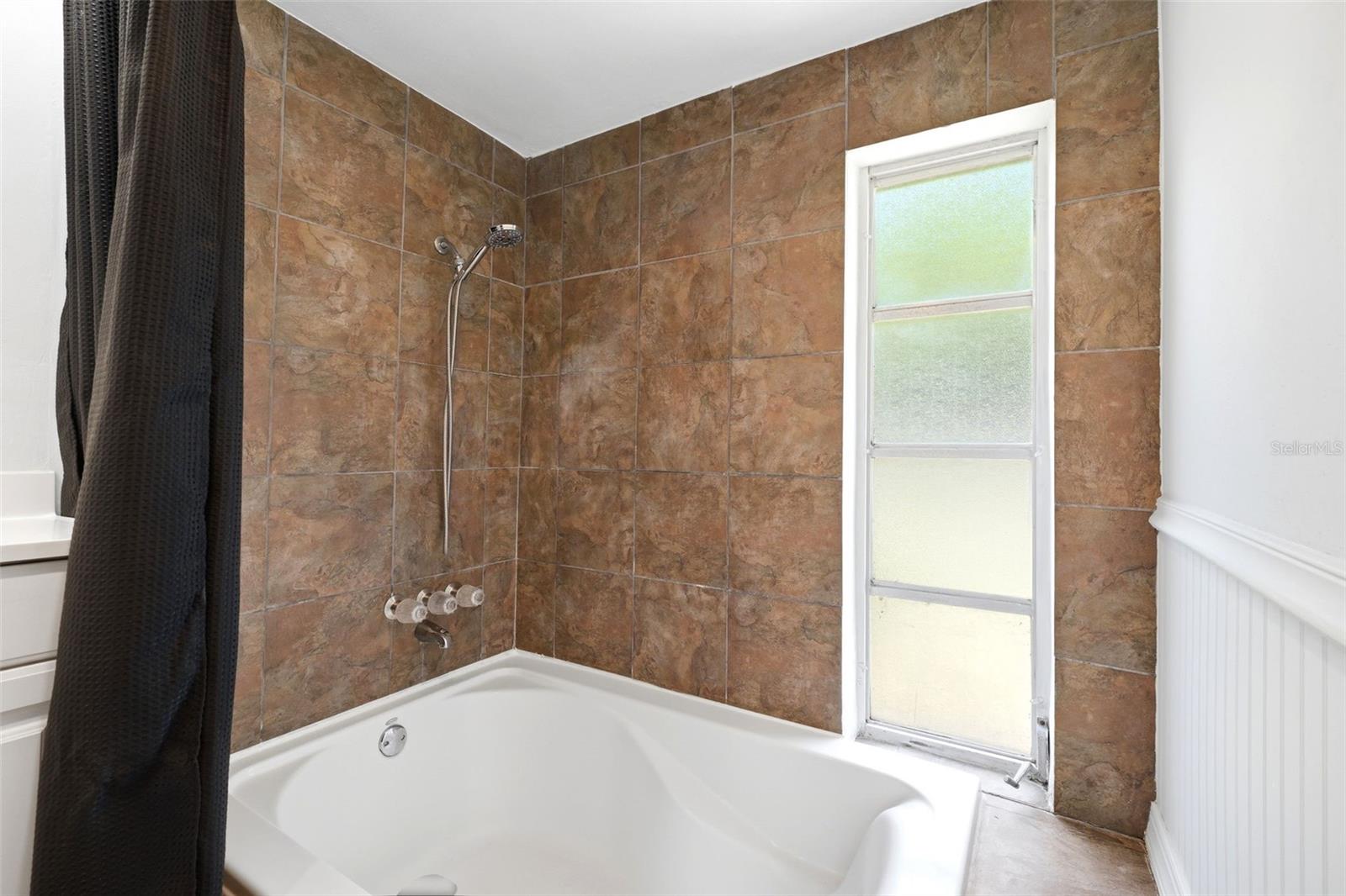 BEACON SQUARE - Residential