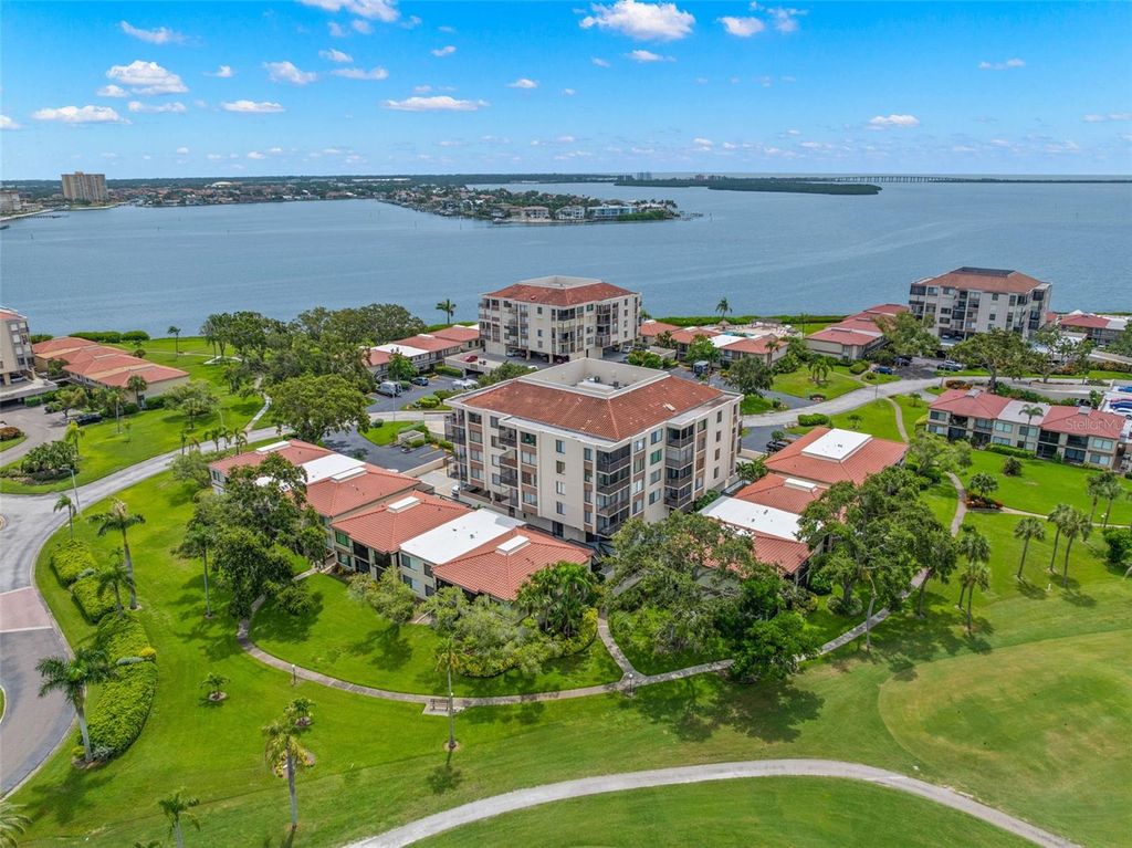 Photo of 6219 Palma Del Mar Boulevard S #606, St Petersburg, FL 33715 (MLS # TB8409396)