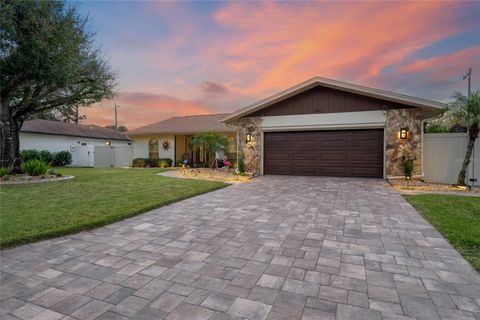 Photo of 8465 Cypress Lake Circle, Sarasota, FL 34243 (MLS # A4678494)