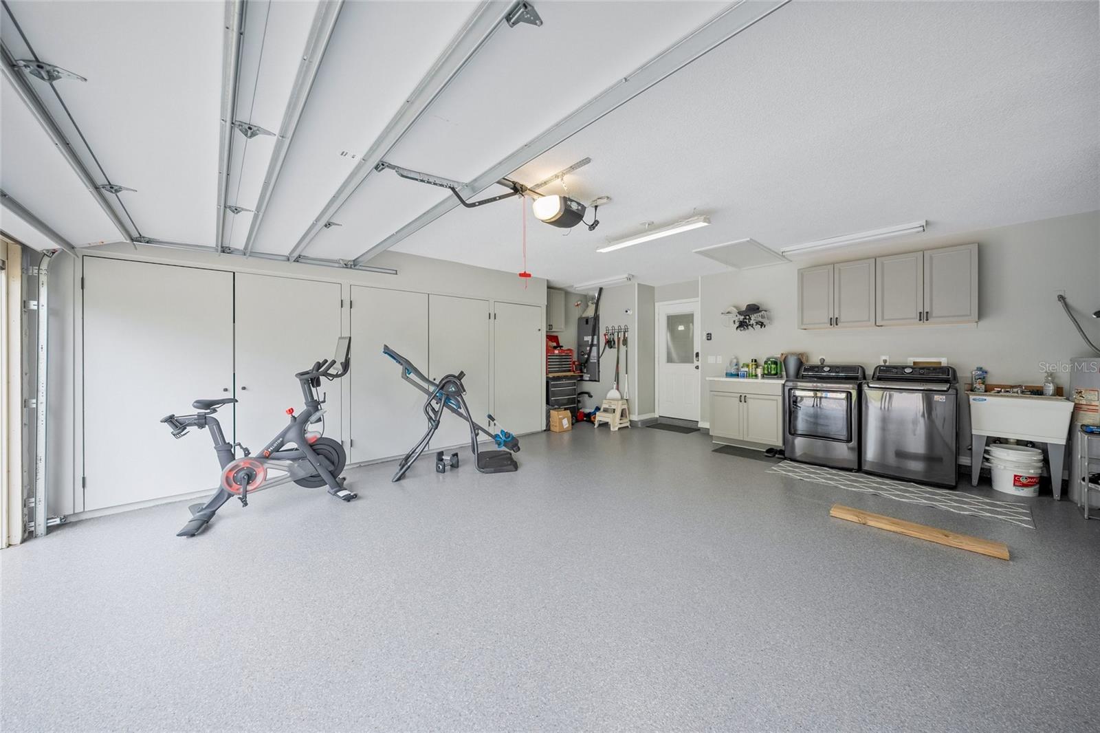 COUNTRY OAKS PH I - Residential