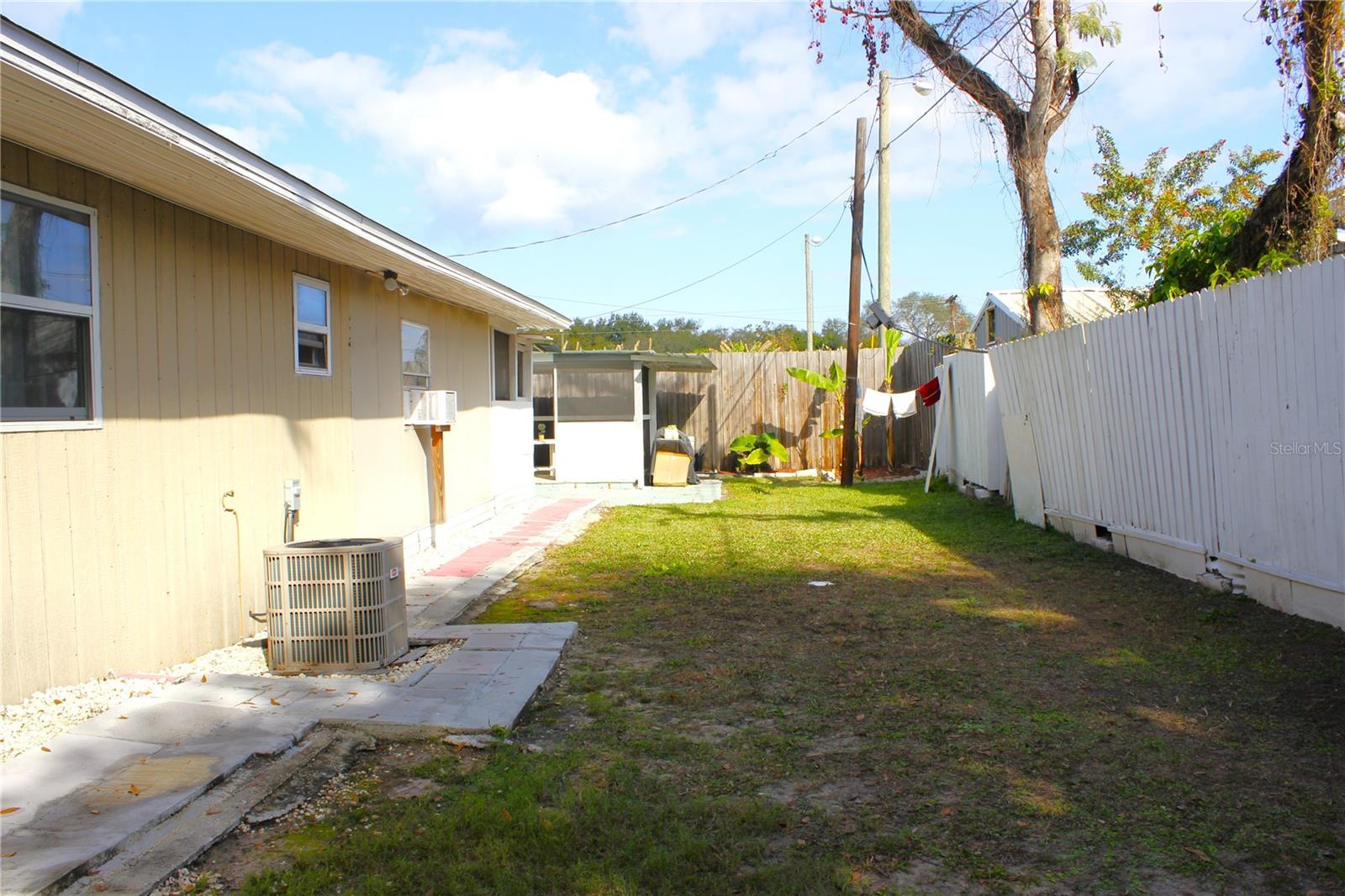 SELMA SUB - Residential