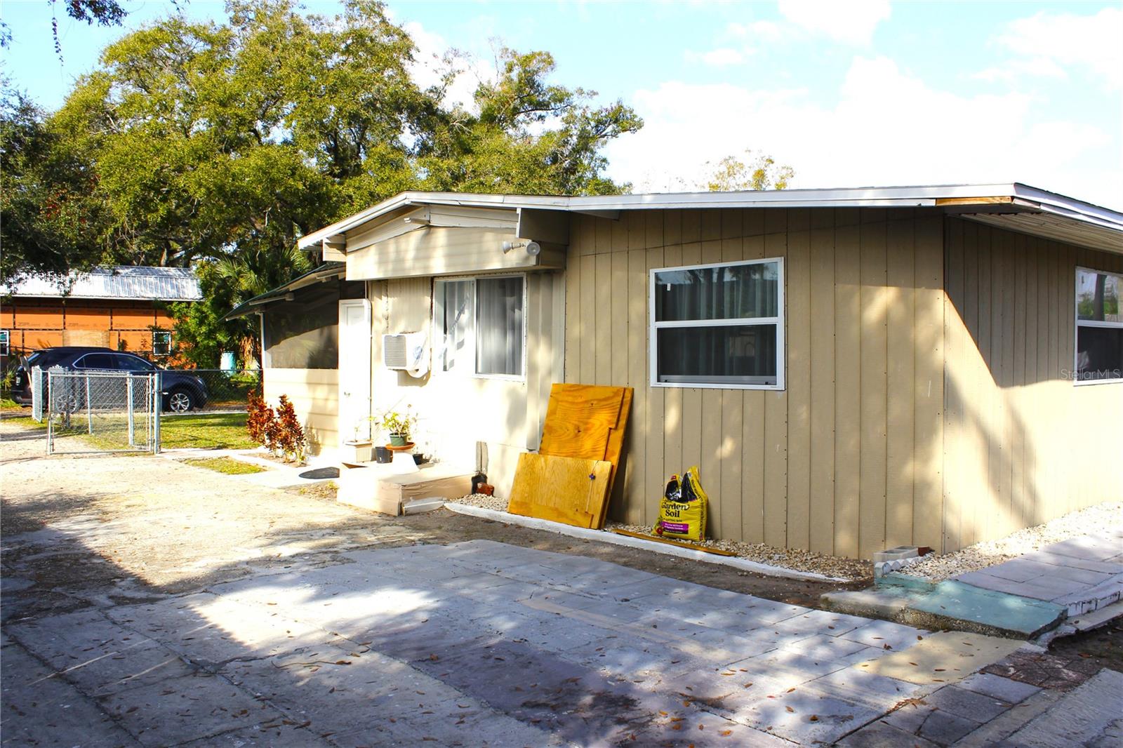 SELMA SUB - Residential