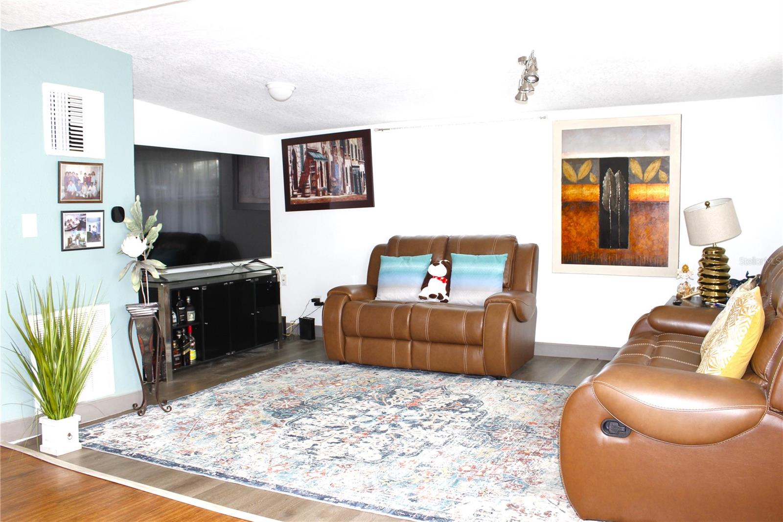 SELMA SUB - Residential