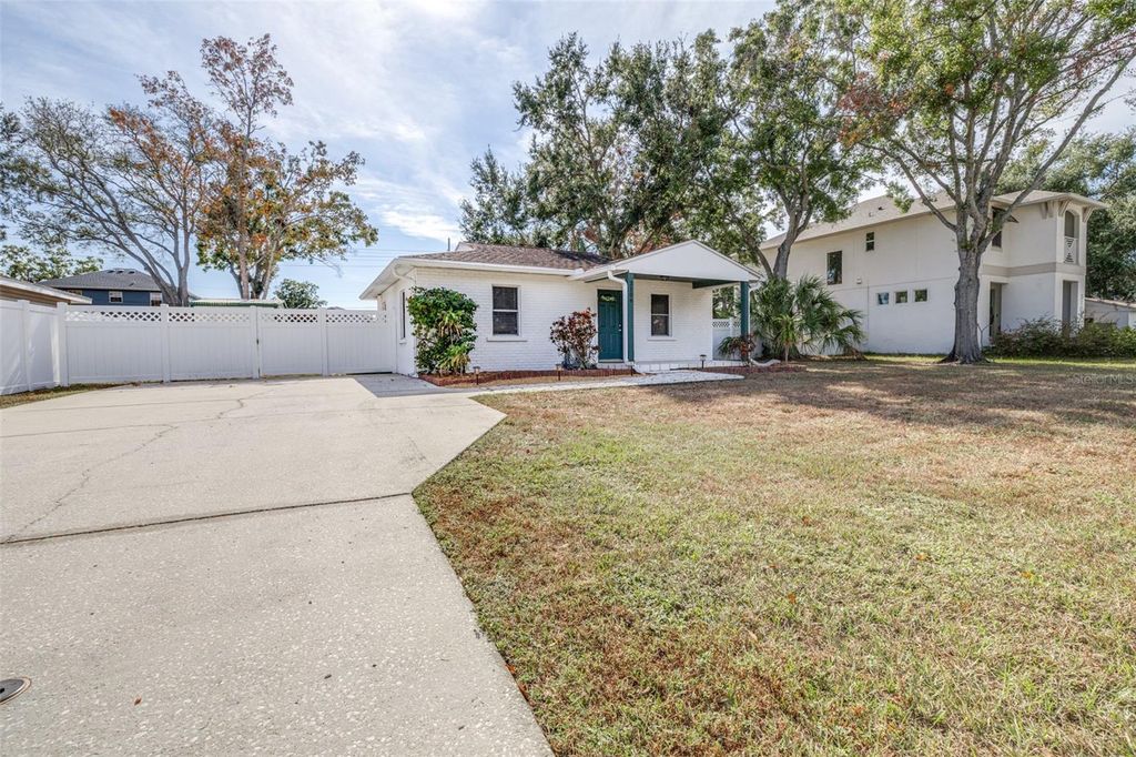 Photo of 3106 N Adams Street, Tampa, FL 33611 (MLS # TB8454271)