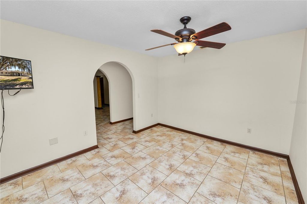 Photo of 3040 Dove Lane, Mulberry, FL 33860 (MLS # L4959174)