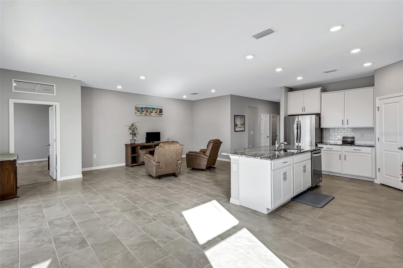 PROMENADE ESTATES PH 1 - Residential