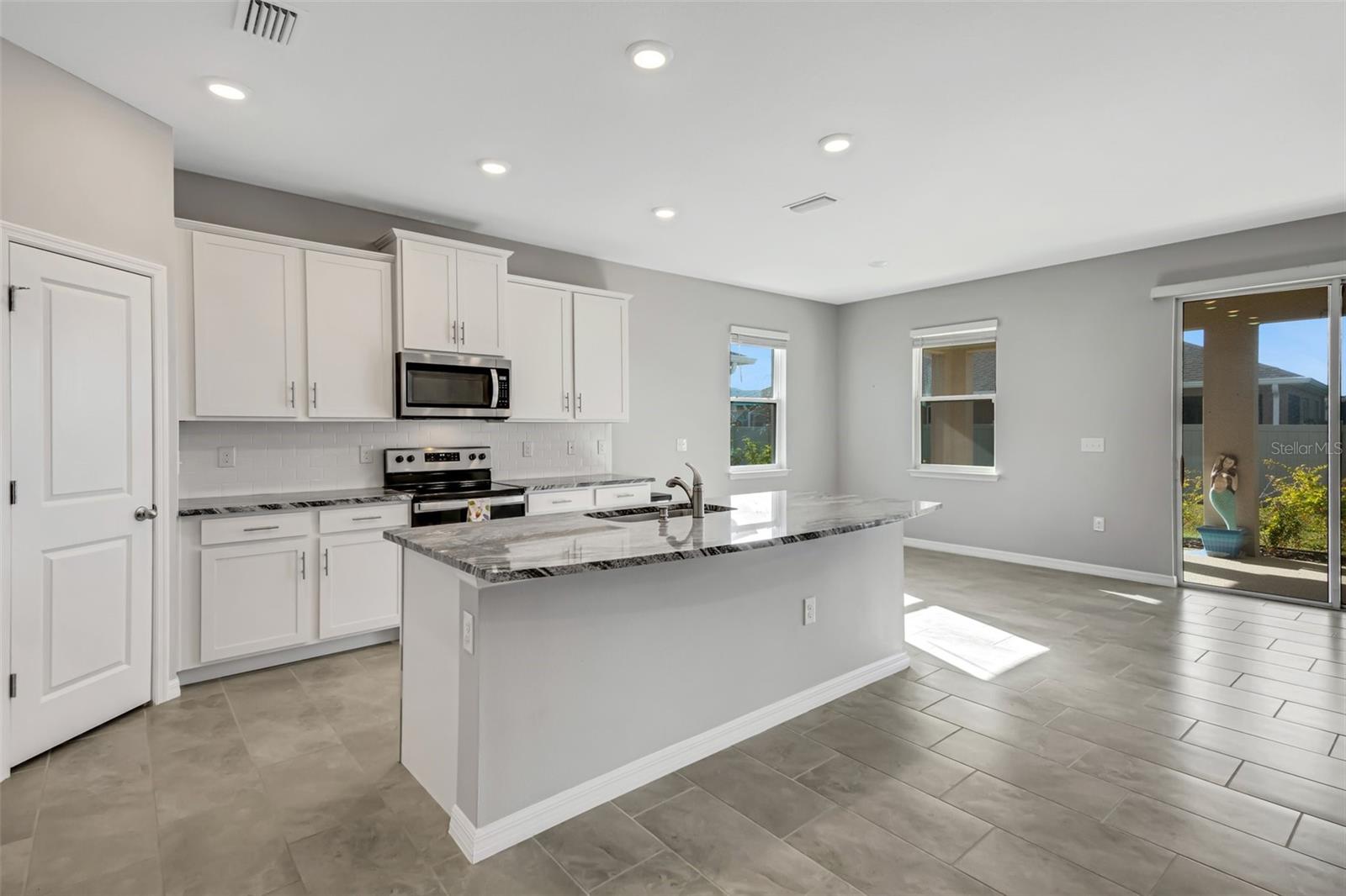 5625 SOFT SKIES DRIVE