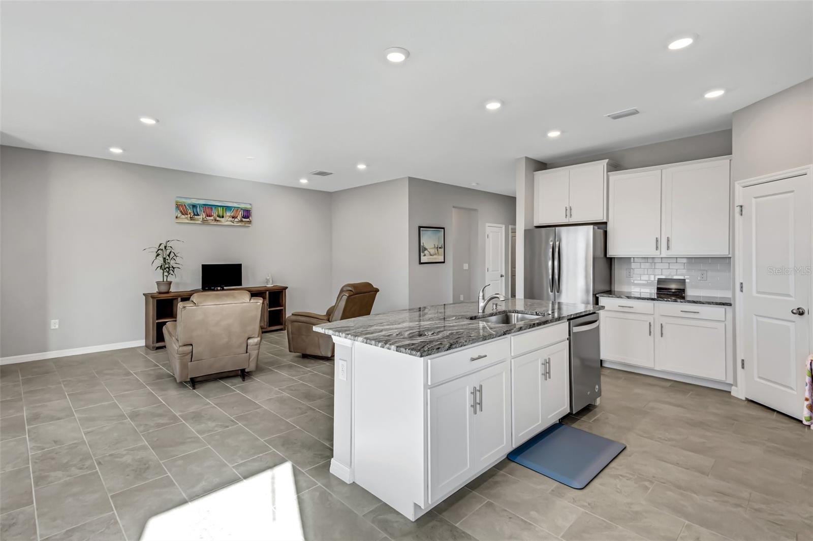 PROMENADE ESTATES PH 1 - Residential