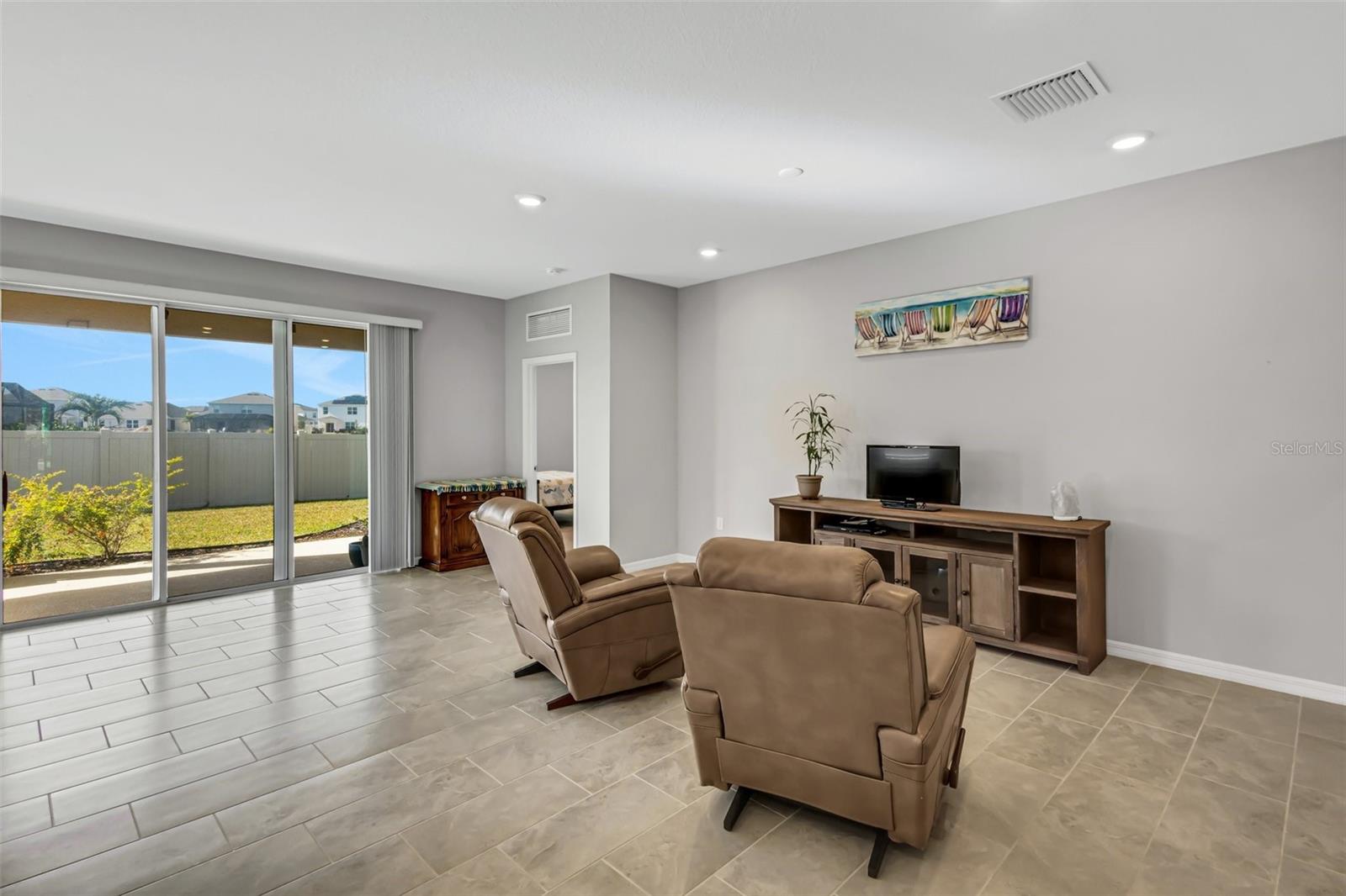 PROMENADE ESTATES PH 1 - Residential