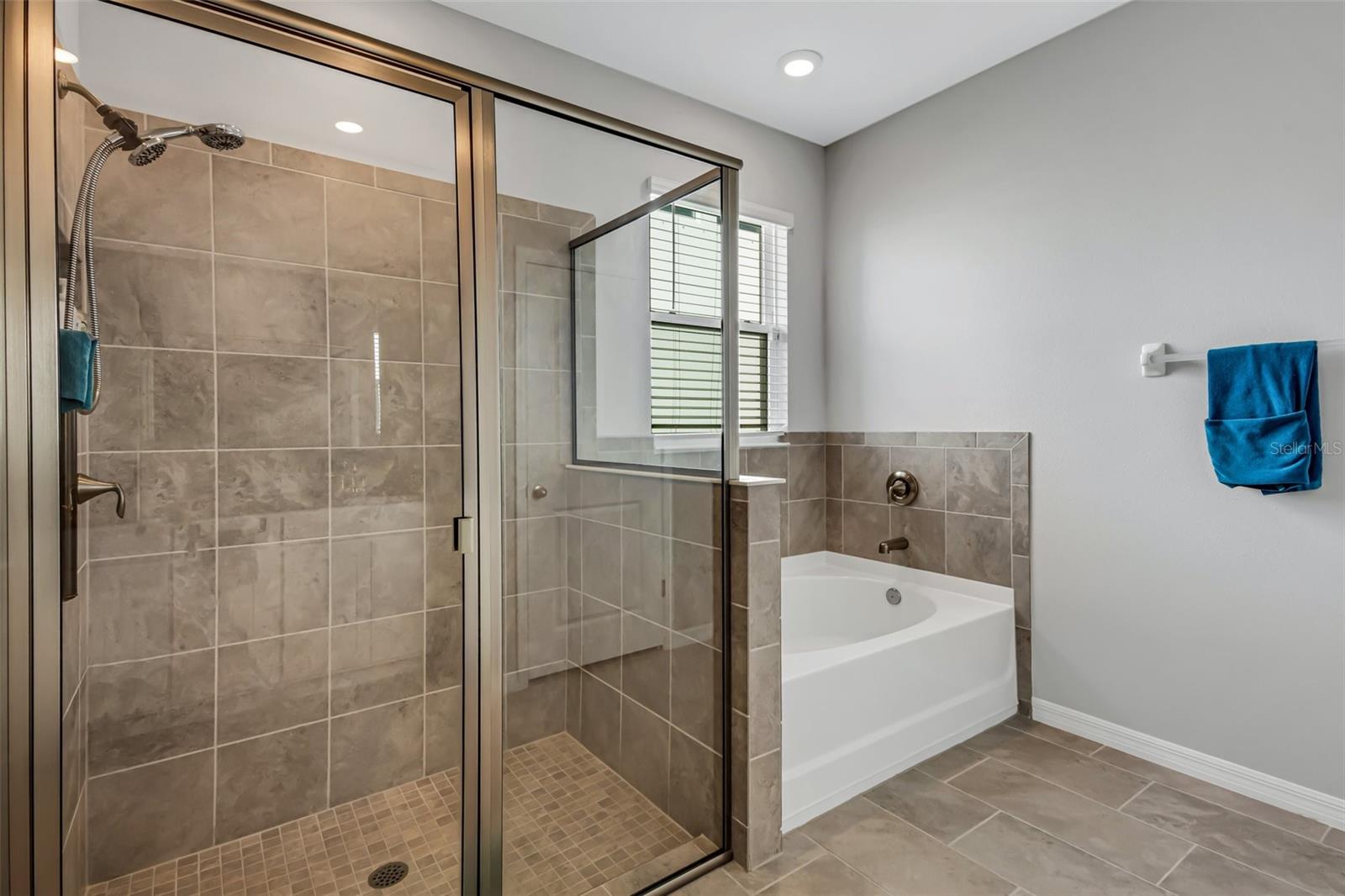 PROMENADE ESTATES PH 1 - Residential