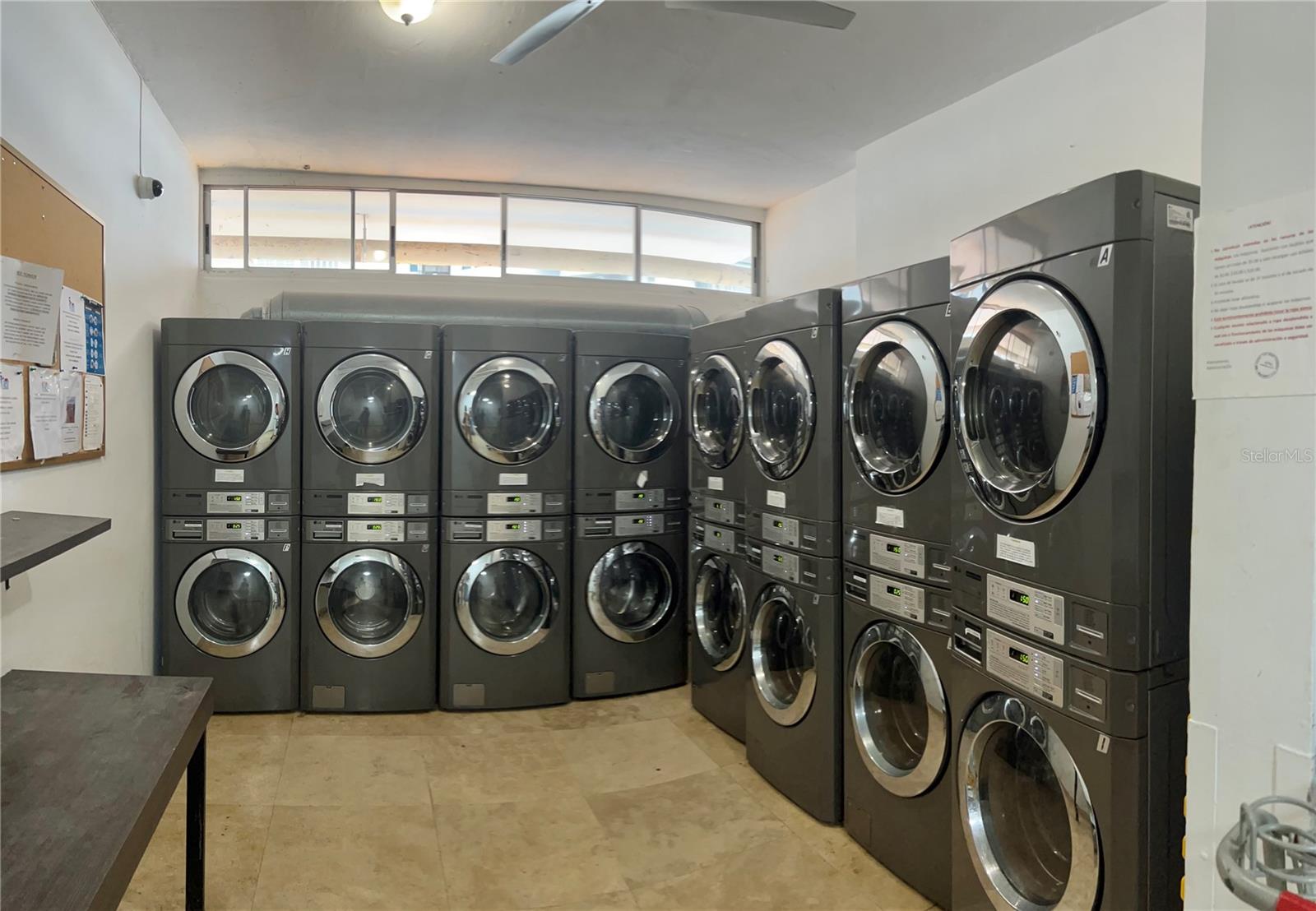 THE REEF CONDOMINIUM - Residential