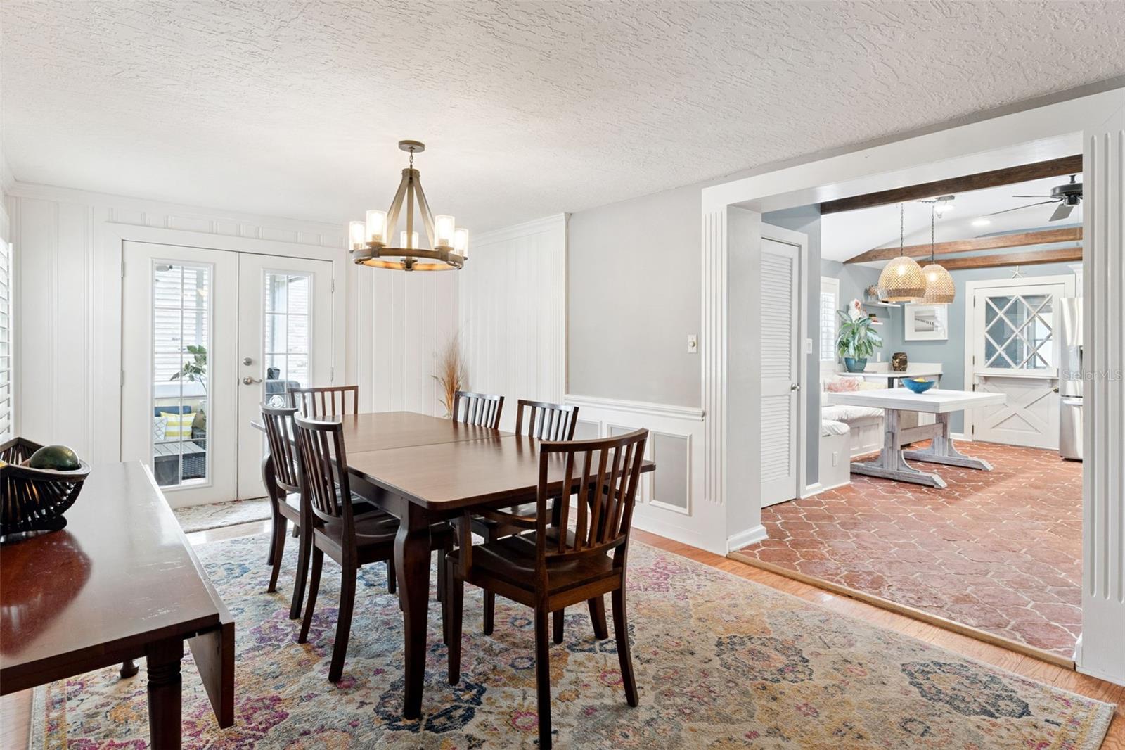 MIDDLEBROOK OAKS - Residential