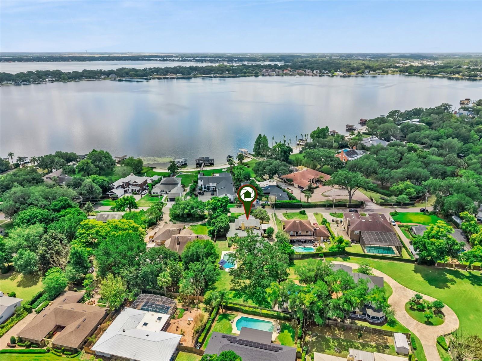 MIDDLEBROOK OAKS - Residential