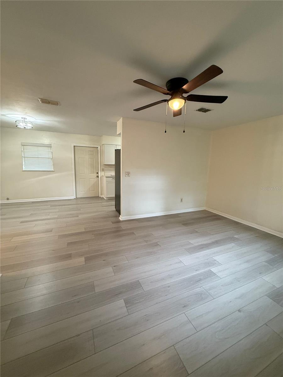 TRACY TERRACE - Residential Lease