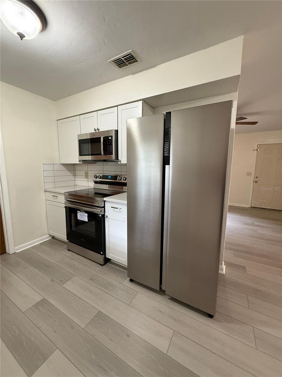 TRACY TERRACE - Residential Lease