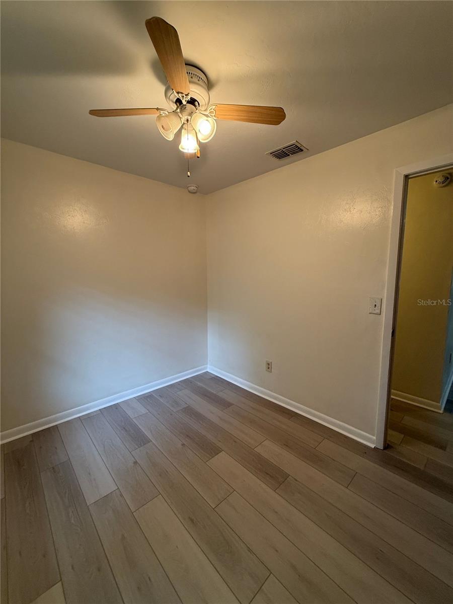 TRACY TERRACE - Residential Lease