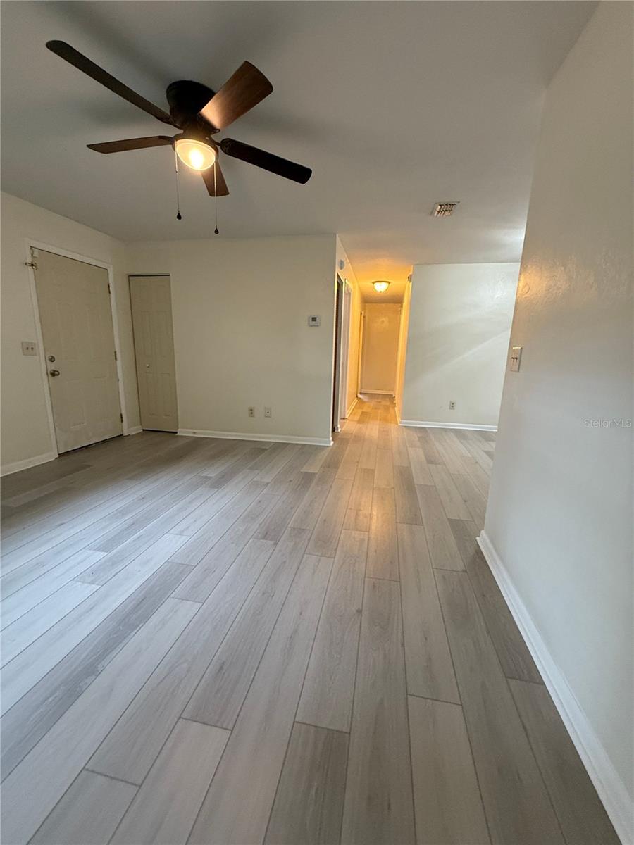 TRACY TERRACE - Residential Lease