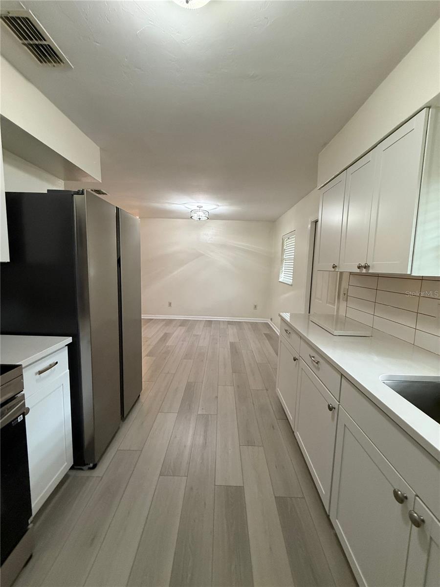 TRACY TERRACE - Residential Lease