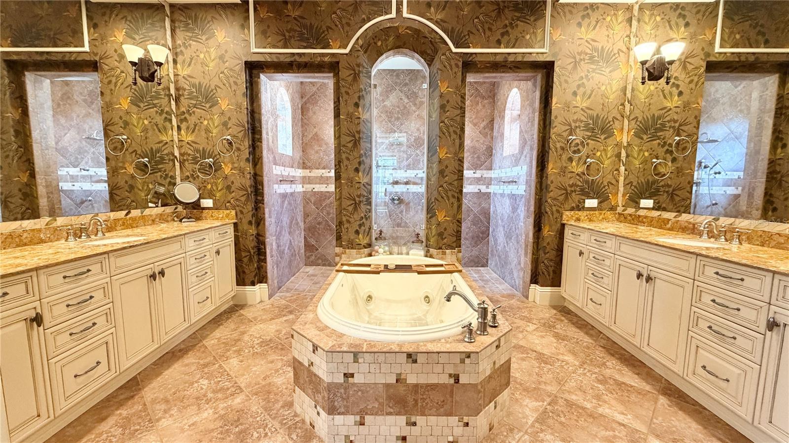 JULIETTE FALLS - Residential