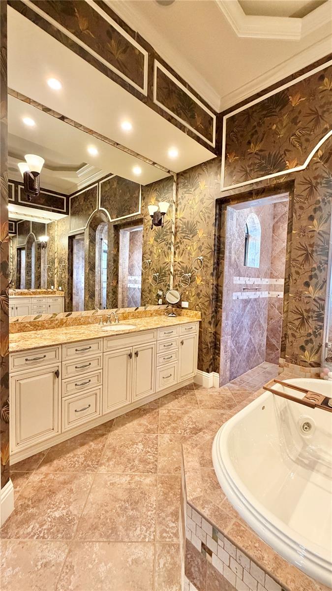 JULIETTE FALLS - Residential