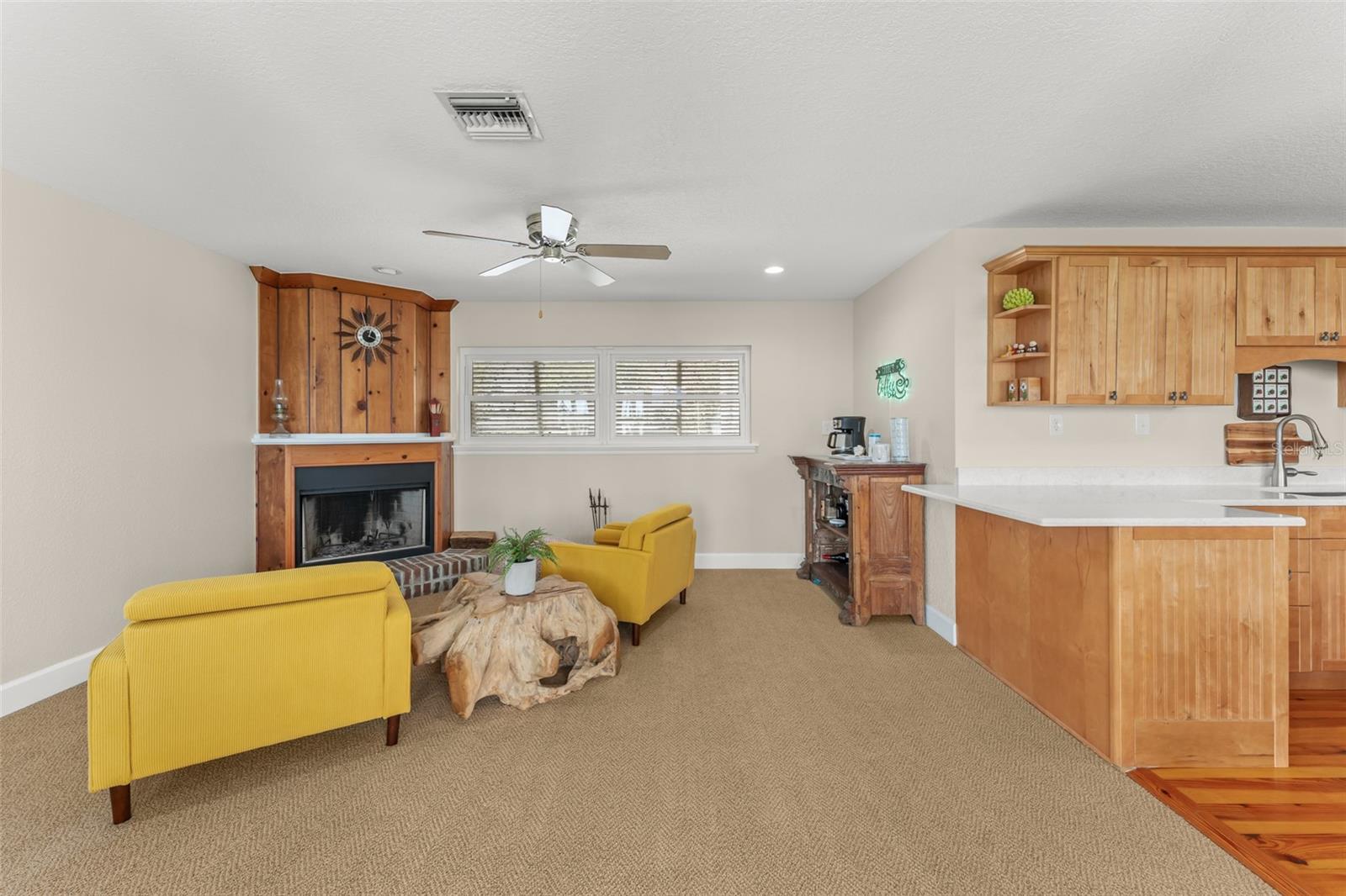 MUNGER & CO SUB - Residential