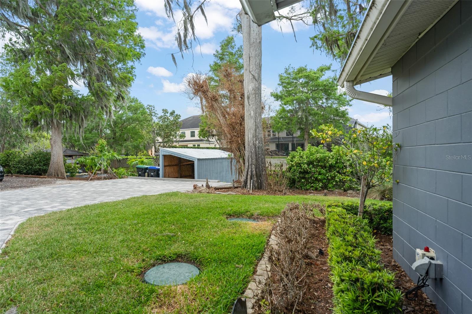 MUNGER & CO SUB - Residential