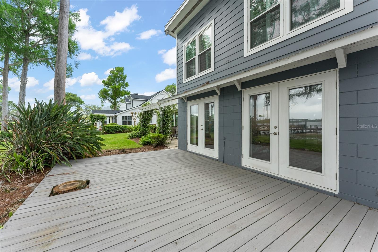 MUNGER & CO SUB - Residential