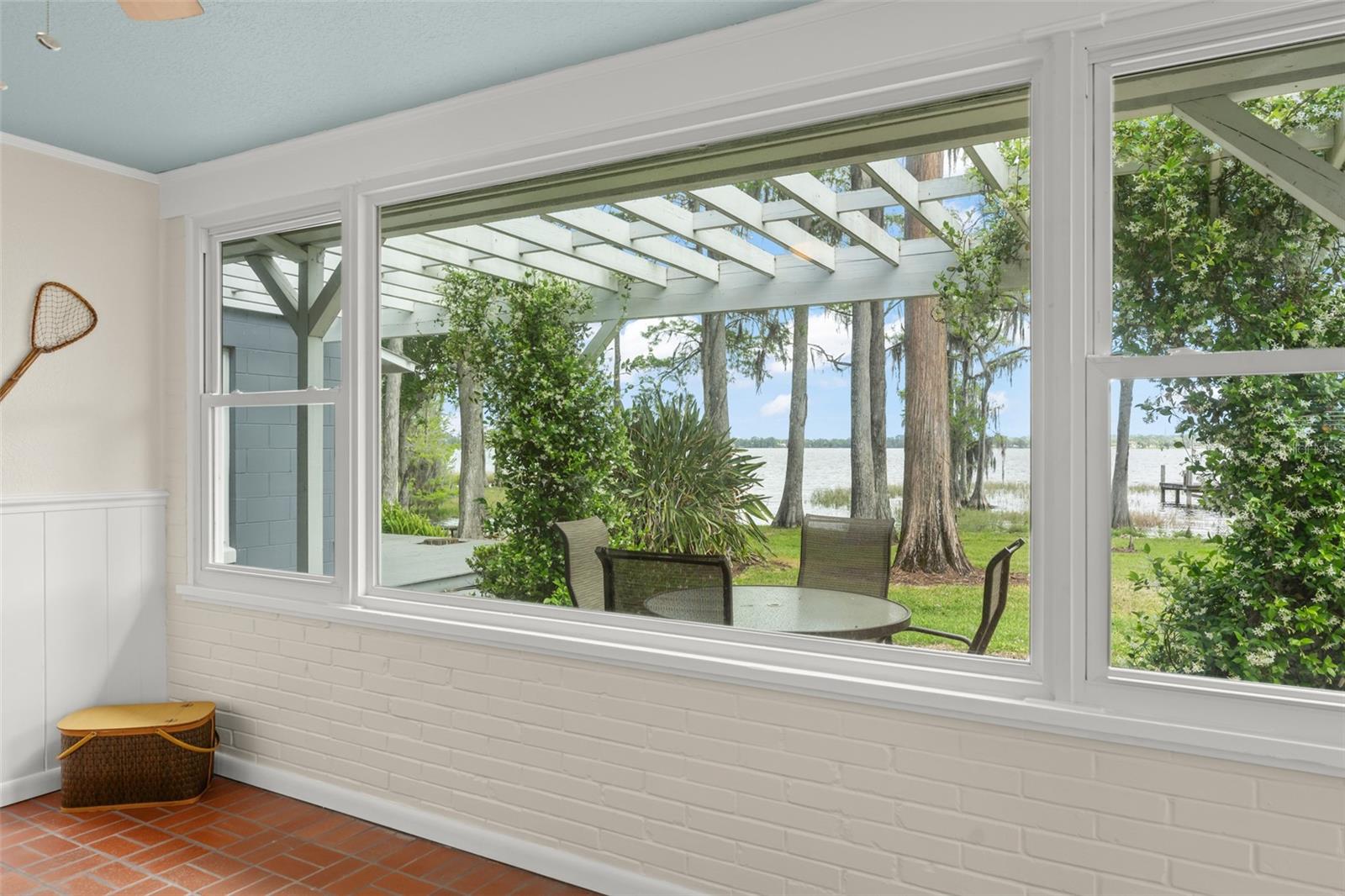 MUNGER & CO SUB - Residential