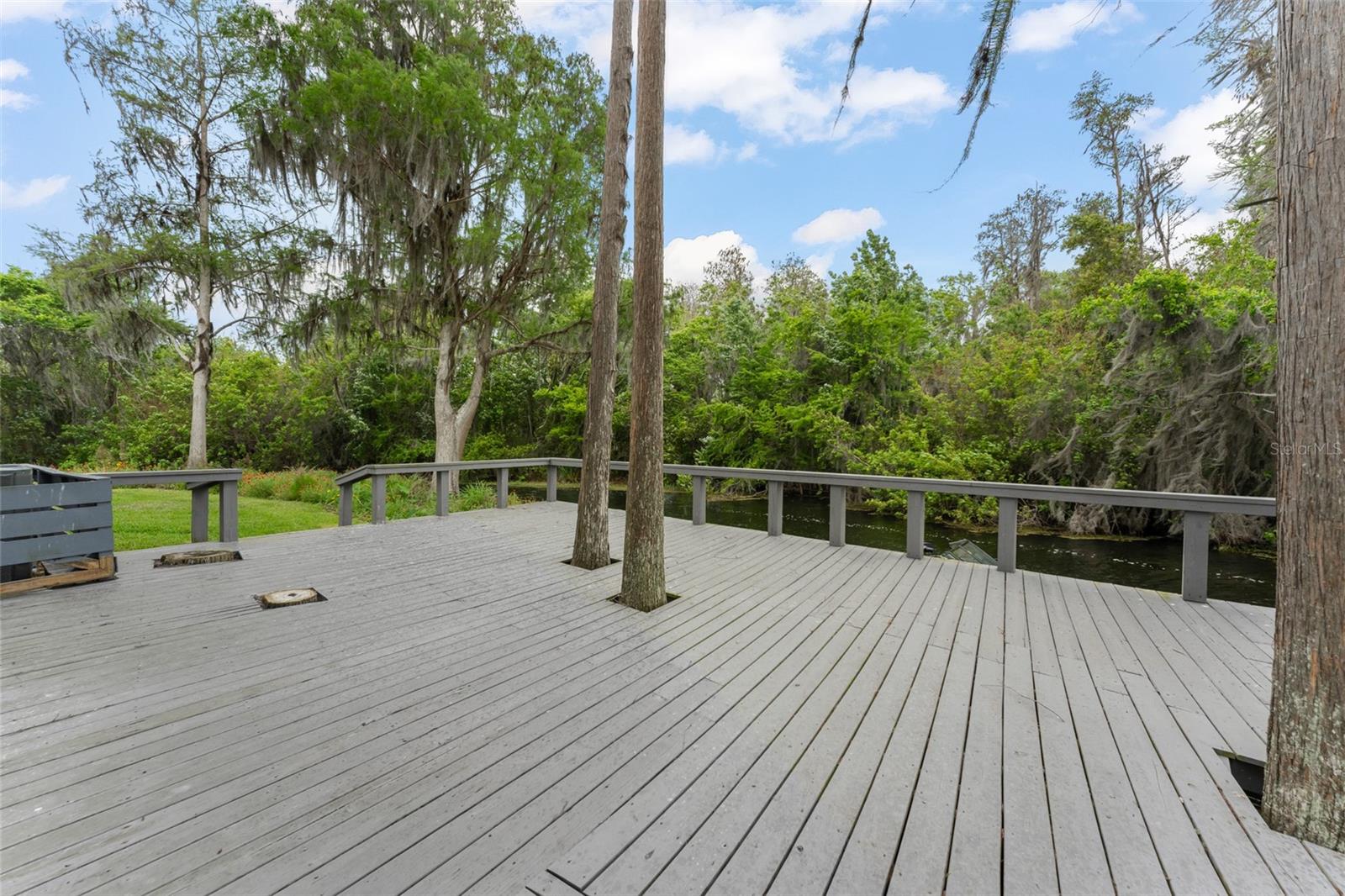 MUNGER & CO SUB - Residential