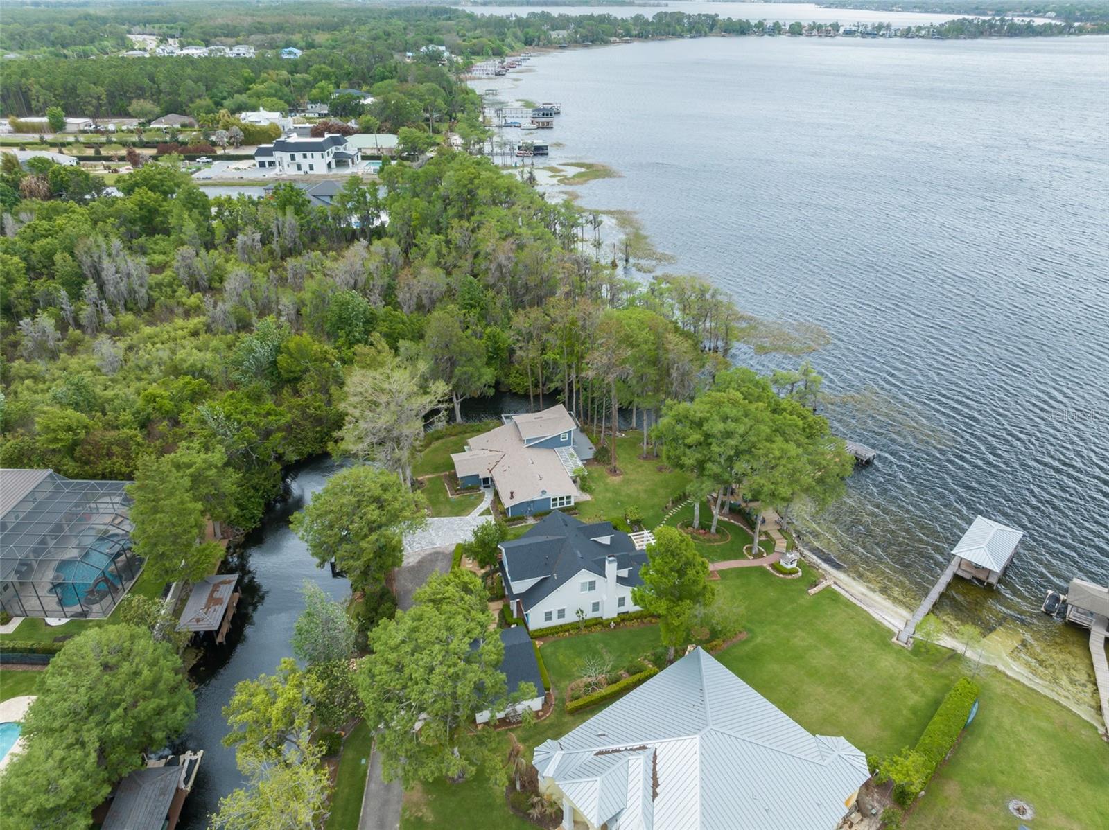 MUNGER & CO SUB - Residential