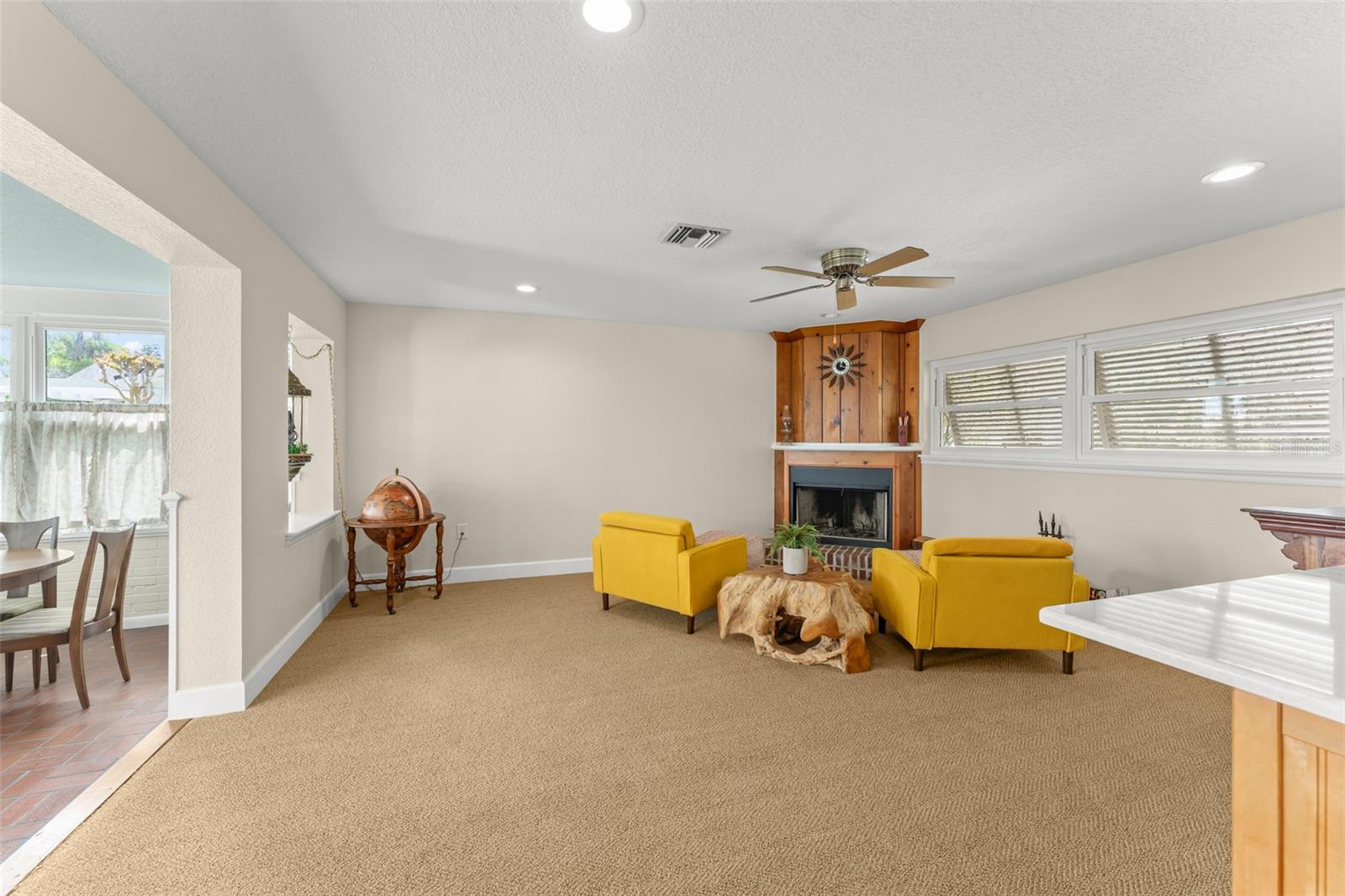 MUNGER & CO SUB - Residential