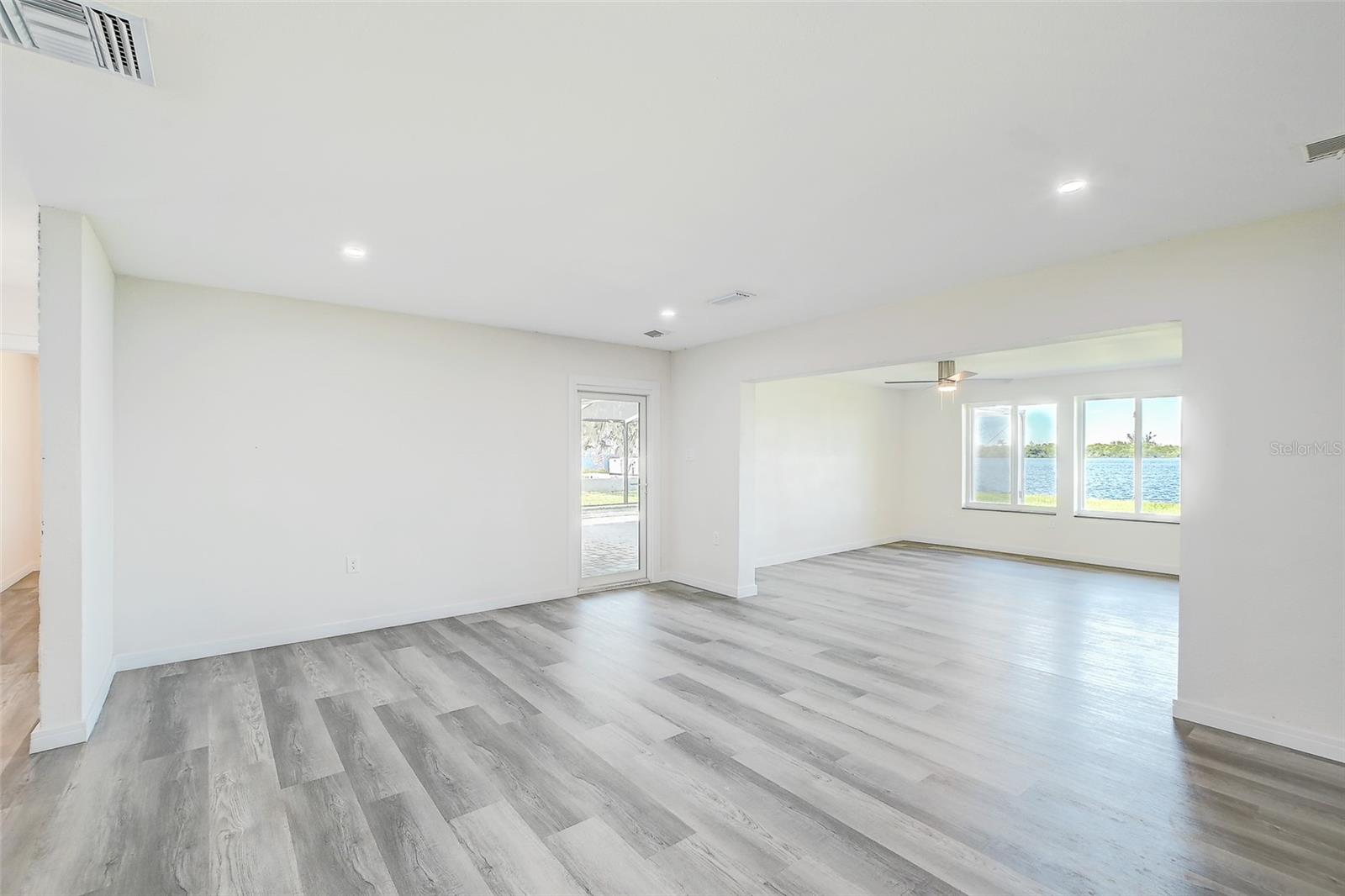 FINEISS UNREC SUB - Residential