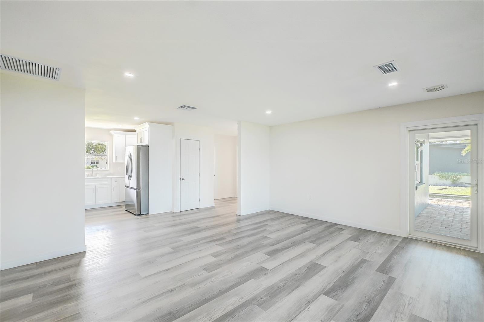 FINEISS UNREC SUB - Residential