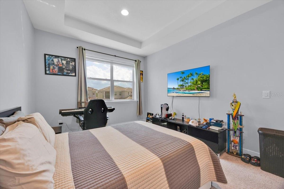 EAGLE CREEK - Residential