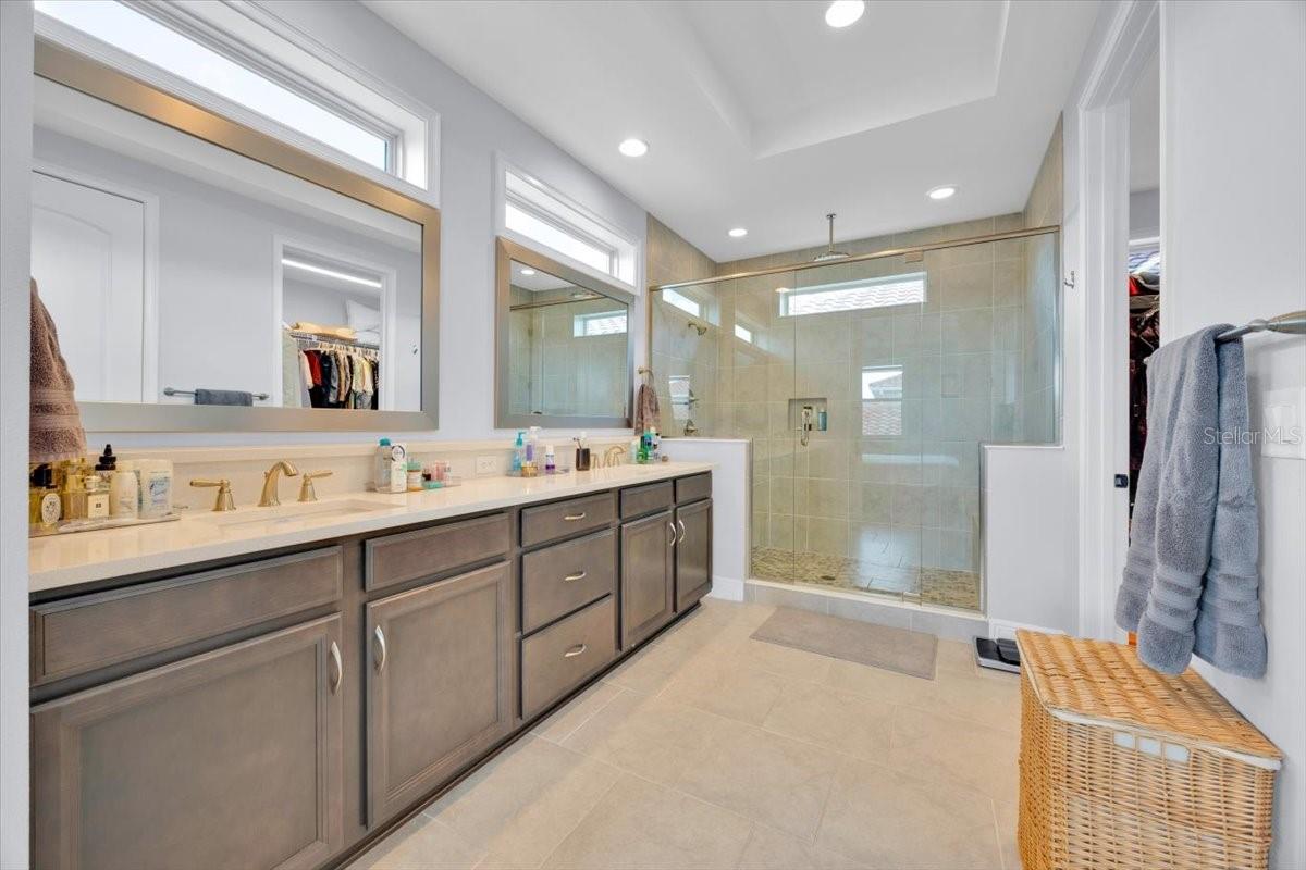 EAGLE CREEK - Residential